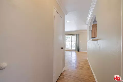 Entry Way - 37739 Sumac Ave, Palmdale, CA 93550 photo 1 of 2