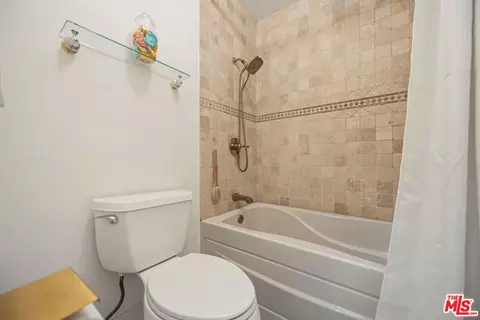 Bath - 21730 Grace Ave #4, Carson, CA 90745 photo 4 of 4