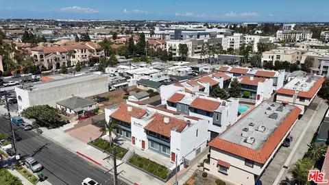 View/Area - 21730 Grace Ave #4, Carson, CA 90745 photo 2 of 3