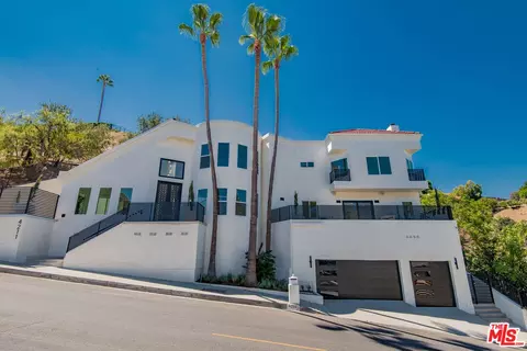 4211 Nogales Dr, Tarzana, CA 91356