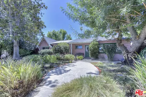 6545 Shoup Ave, West Hills, CA 91307