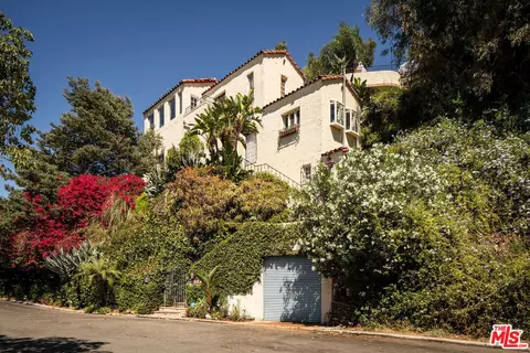 3346 N Knoll Dr, Los Angeles, CA 90068