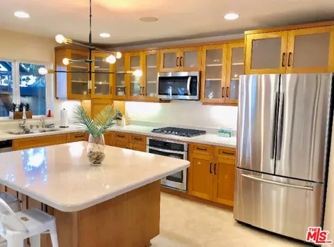 6029 W 86th Pl, Los Angeles, CA 90045