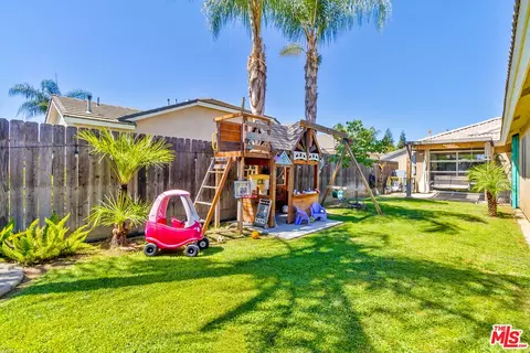 Exterior - 1459 Hillsboro Ave, Madera, CA 93637 photo 8 of 8
