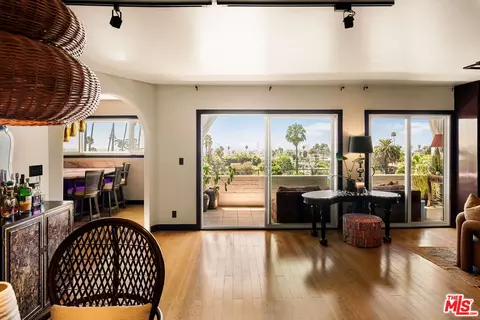 7560 Hollywood Blvd #PH409, Los Angeles, CA 90046