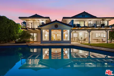 2663 Cordelia Rd, Los Angeles, CA 90049