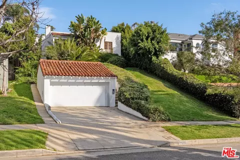 1914 Fairburn Ave, Los Angeles, CA 90025