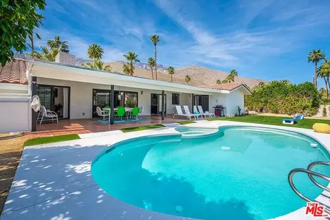1970 S Joshua Tree Pl, Palm Springs, CA 92264