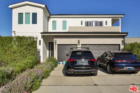 8501 Belford Ave, Los Angeles, CA 90045