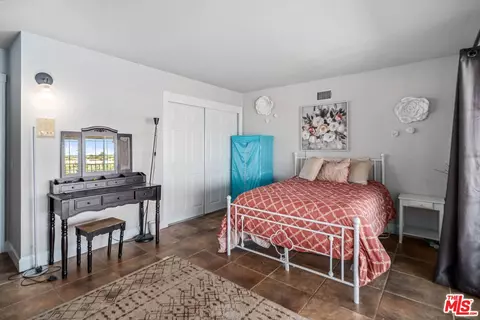 Bedroom - 42706 20th St, Lancaster, CA 93534 photo 7 of 9