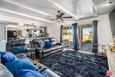 Living - 42706 20th St, Lancaster, CA 93534 photo 3 of 5