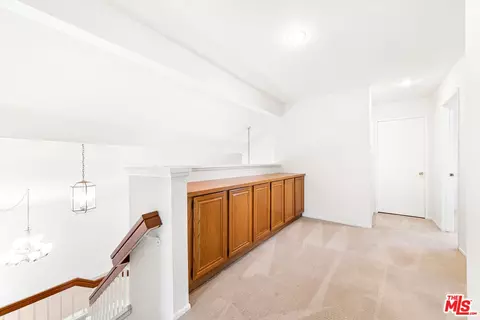 Entry Way - 4188 Trailcrest Dr, Moorpark, CA 93021 photo 2 of 3