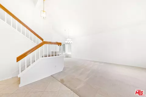 Living - 4188 Trailcrest Dr, Moorpark, CA 93021 photo 2 of 7