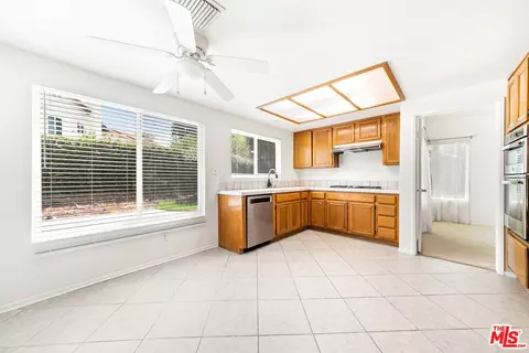Kitchen - 4188 Trailcrest Dr, Moorpark, CA 93021 photo 1 of 3
