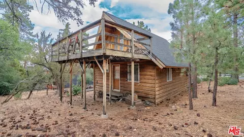 Other - 834 Victoria Ln, Sugarloaf, CA 92386 photo 8 of 9