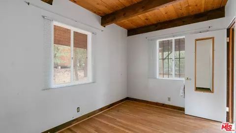 Bedroom - 834 Victoria Ln, Sugarloaf, CA 92386 photo 6 of 6