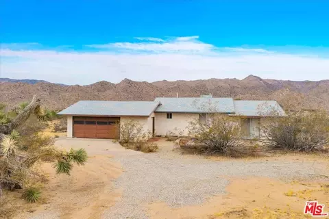 Exterior - 8686 Uphill Rd, Joshua Tree, CA 92252 photo 2 of 15