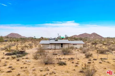 Exterior - 8686 Uphill Rd, Joshua Tree, CA 92252 photo 5 of 15