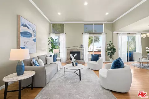 1200 S Corning St #P303, Los Angeles, CA 90035