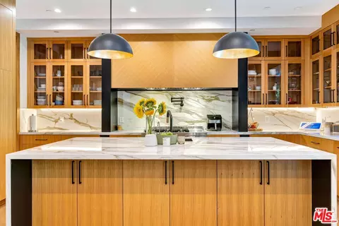 Kitchen - 4145 Tujunga Ave, Studio City, CA 91604 photo 2 of 2