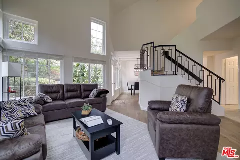 12630 Springbrook Dr #E, San Diego, CA 92128