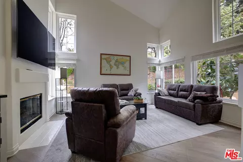 Living - 12630 Springbrook Dr #E, San Diego, CA 92128 photo 5 of 5