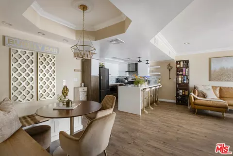 4760 Templeton St #3201, Los Angeles, CA 90032