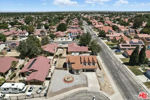 View/Area - 1655 E Avenue K, Lancaster, CA 93535 photo 2 of 5