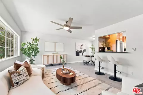 5328 Village Grn, Los Angeles, CA 90016