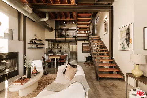 208 S Venice Blvd #A, Venice, CA 90291