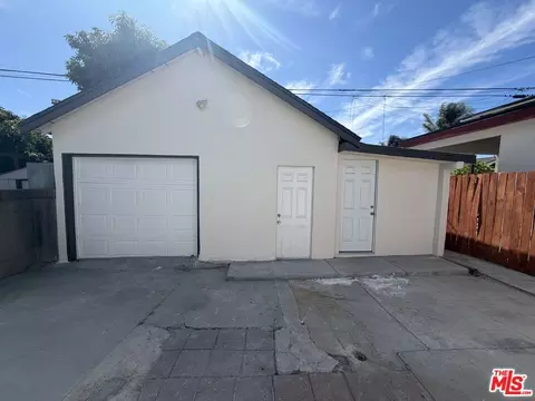 Exterior - 15343 Pimenta Ave, Paramount, CA 90723 photo 6 of 7