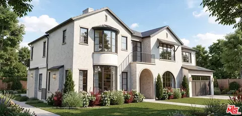 711 Chapala Dr, Pacific Palisades, CA 90272