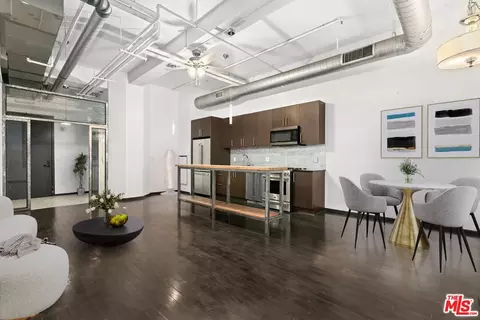 1645 Vine St #301, Los Angeles, CA 90028
