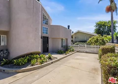 181 Cecil Pl, Costa Mesa, CA 92627 photo 7