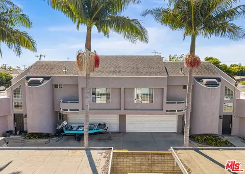 181 Cecil Pl, Costa Mesa, CA 92627 photo 2