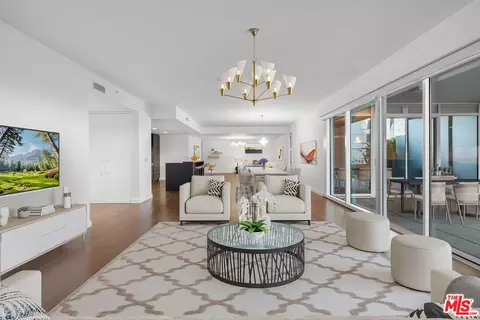 6250 Hollywood Blvd #4E, Los Angeles, CA 90028