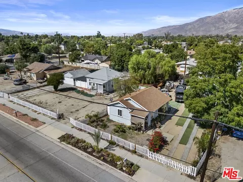 View/Area - 427 E Main St, San Jacinto, CA 92583 photo 4 of 5