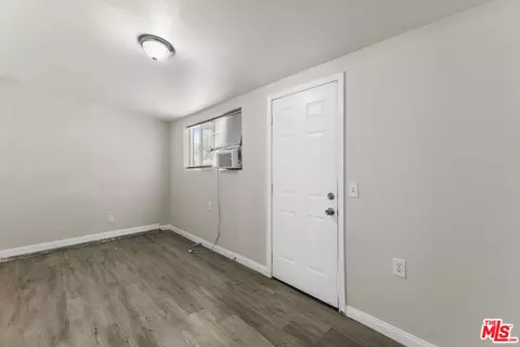 Other - 427 E Main St, San Jacinto, CA 92583 photo 5 of 8