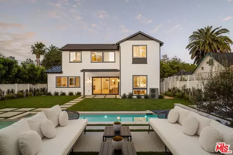 5109 Genesta Ave, Encino, CA 91316