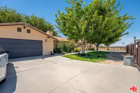35335 89th St, Littlerock, CA 93543 photo 2