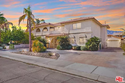 28351 Horizon Rd, Cathedral City, CA 92234