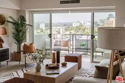 1155 N La Cienega #1205, West Hollywood, CA 90069