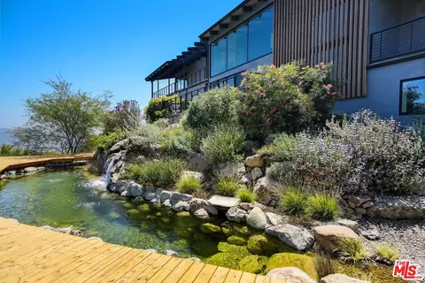 2345 Tuna Canyon Rd, Topanga, CA 90290