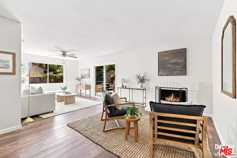 Living - 575 E Thomas St, Oak View, CA 93022 photo 2 of 3