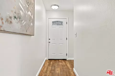 Entry Way - 575 E Thomas St, Oak View, CA 93022 photo 1 of 1