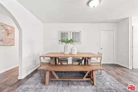 Dining - 575 E Thomas St, Oak View, CA 93022 photo 2 of 2