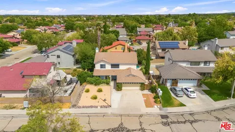 View/Area - 44138 Ruthron Ave, Lancaster, CA 93536 photo 1 of 4
