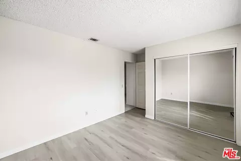 Bedroom - 44138 Ruthron Ave, Lancaster, CA 93536 photo 2 of 7