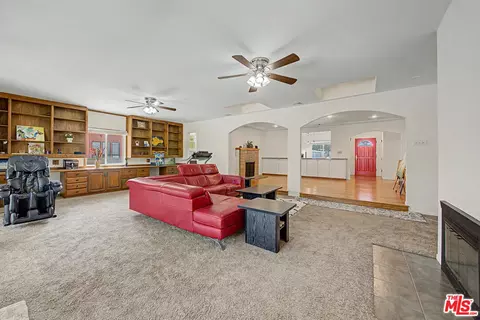 Other - 10530 Dolan Ave, Downey, CA 90241 photo 2 of 9