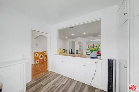 Entry Way - 10530 Dolan Ave, Downey, CA 90241 photo 1 of 3